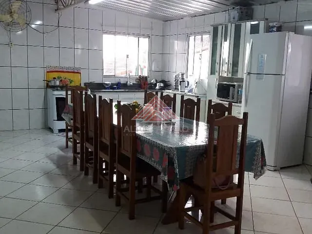 Casa com 375m² 3 quartos e 2 banheiros, à venda, no bairro Jardim Esperança em Mauá