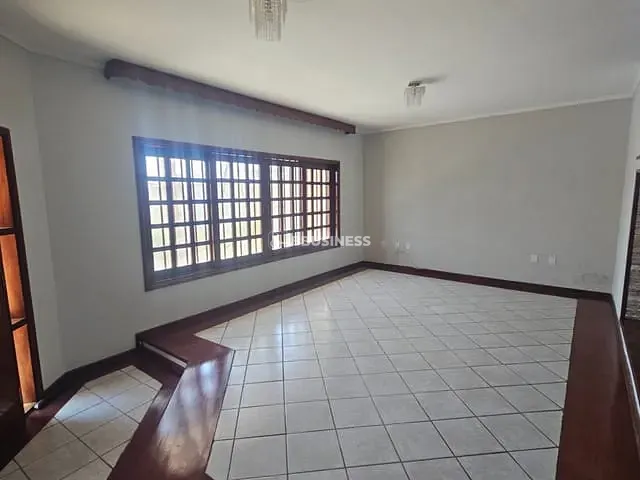 Casa 4 quartos e 4 banheiros, à venda, no bairro Jardim Magnólia em Campinas
