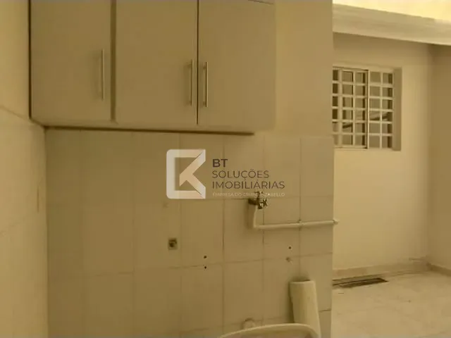 Casa com 130m² 3 quartos e 2 banheiros, à venda, no bairro Vila Furlan em Indaiatuba
