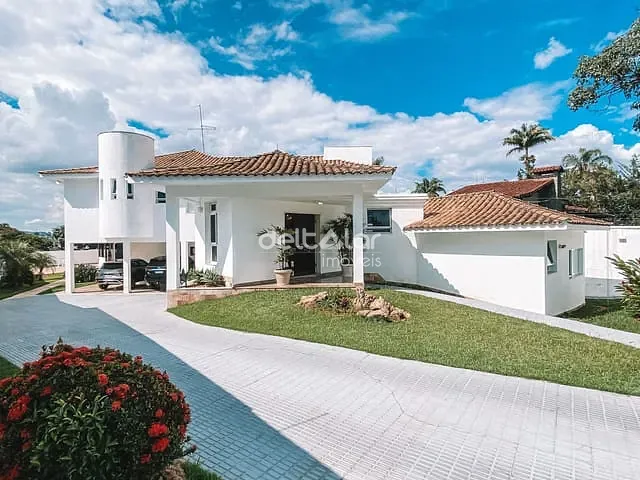 Casa com 1000m² 4 quartos e 7 banheiros, à venda, no bairro São Luiz em Belo Horizonte
