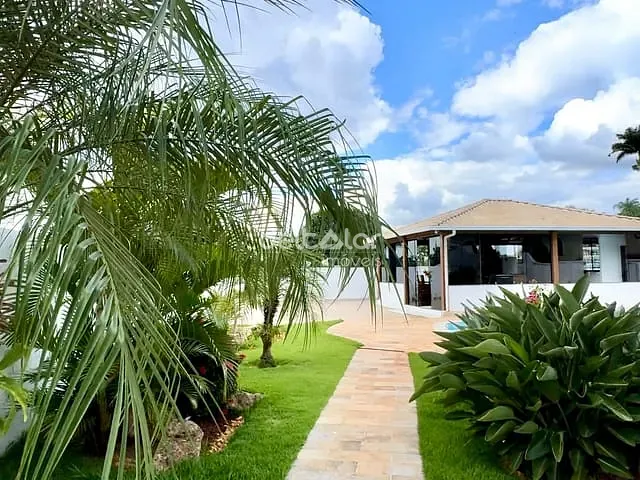 Casa com 1000m² 4 quartos e 7 banheiros, à venda, no bairro São Luiz em Belo Horizonte