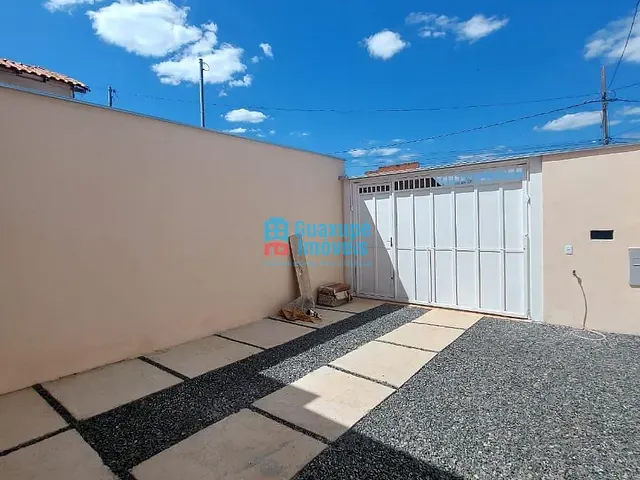 Casa 2 quartos e 1 banheiro, à venda, no bairro Bela Vista em Guaxupé