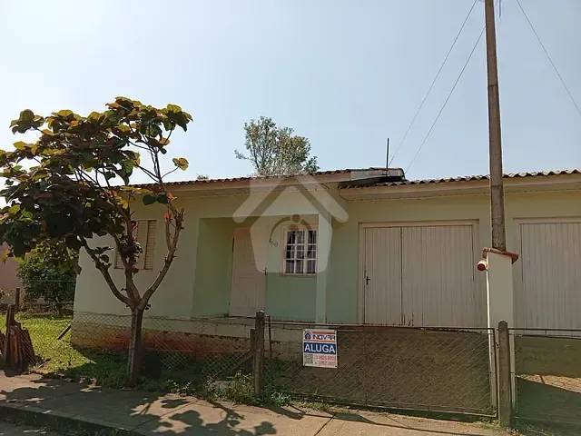 Casa 2 quartos e 1 banheiro, para alugar, no bairro Teutônia em Teutônia