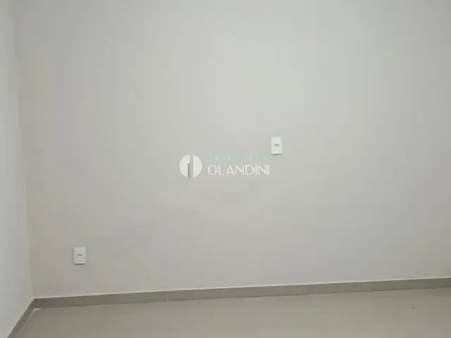 Casa com 345m² 1 quarto e 1 banheiro, para alugar, no bairro Centro em Artur Nogueira