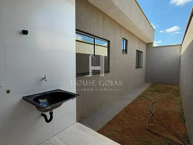 Casa com 190m² 3 quartos e 2 banheiros, à venda, no bairro Jardim Tropical em Aparecida de Goiânia