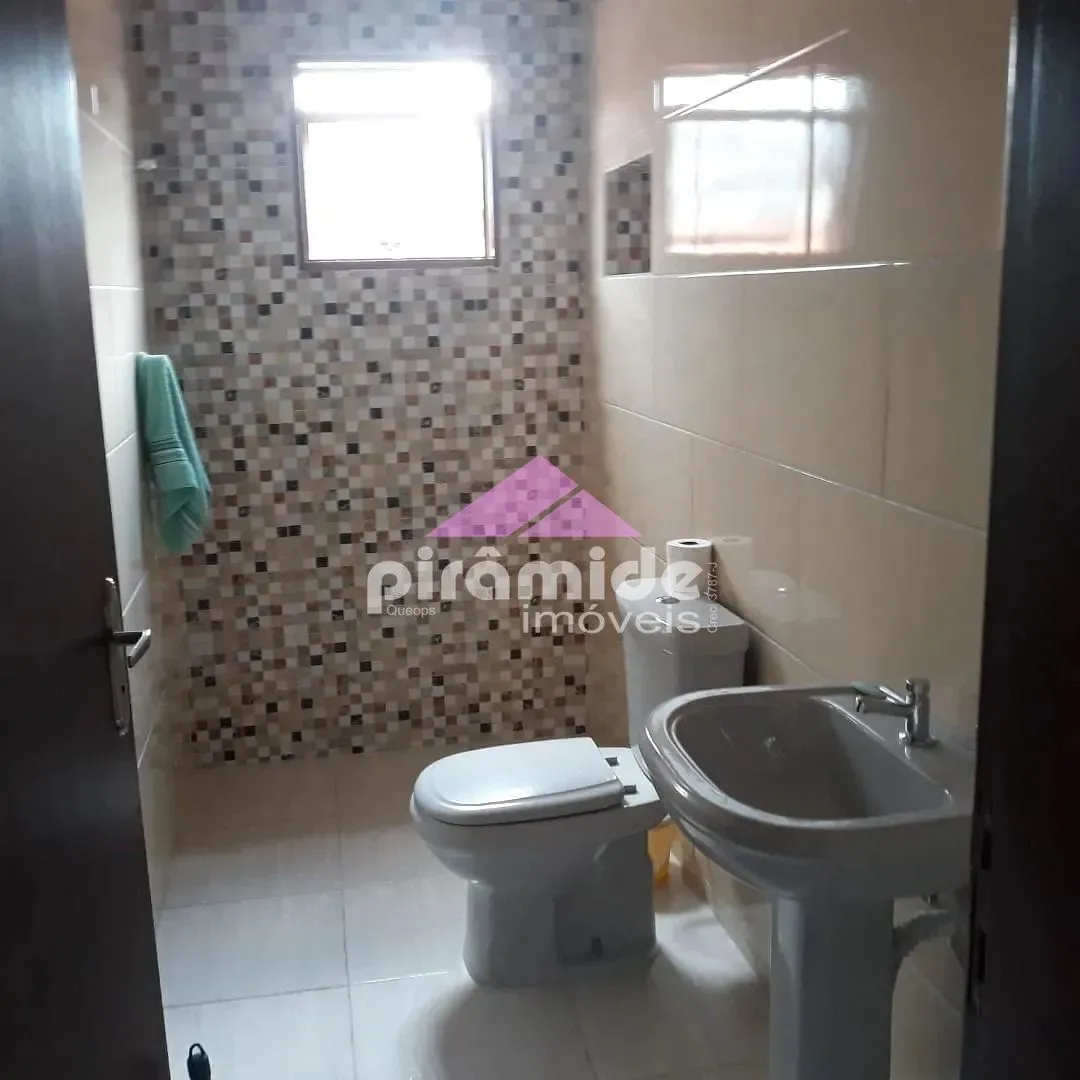 Casa, 3 quartos, 200 m² - Foto 10