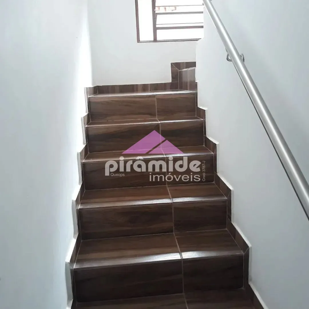 Casa, 3 quartos, 200 m² - Foto 8