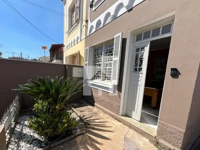 Casa com 151m² 2 quartos e 1 banheiro, à venda, no bairro Jardim Colônia em Jundiaí