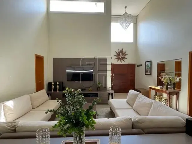 Casa com 501m² 4 quartos e 4 banheiros, à venda, no bairro Recanto do Salto em Londrina