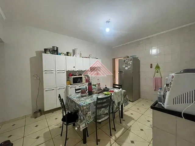 Casa com 140m² 3 quartos e 1 banheiro, à venda, no bairro Jardim Aracy em Mauá