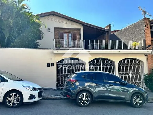 Casa com 304m² 3 quartos e 2 banheiros, à venda, no bairro Vila Campesina em Osasco