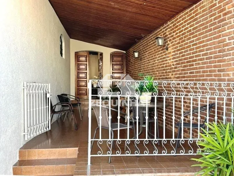 Casa, 3 quartos, 197 m² - Foto 4