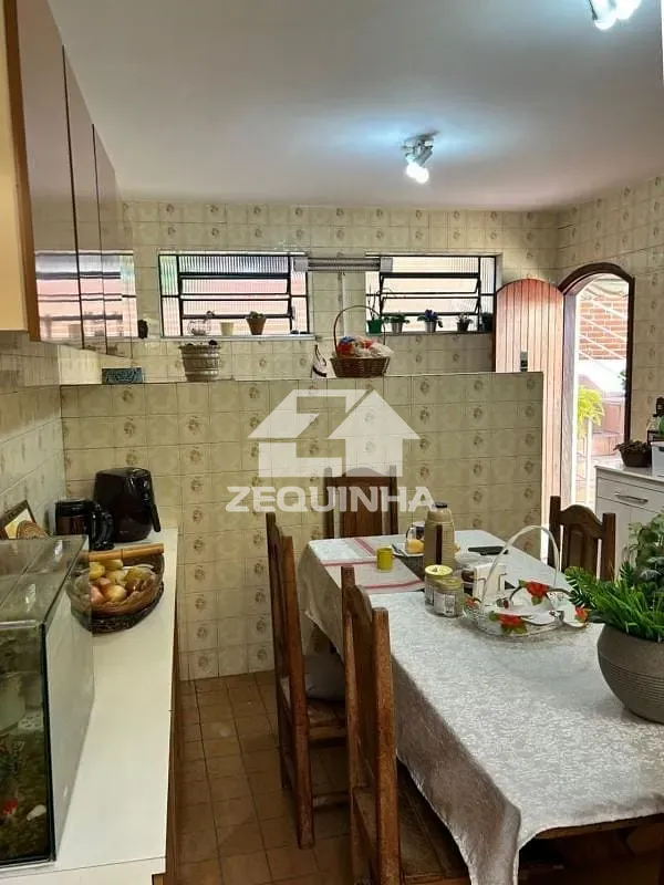 Casa, 3 quartos, 197 m² - Foto 9