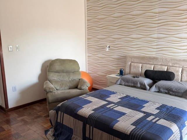 Casa com 360m² 4 quartos e 4 banheiros, à venda ou para alugar, no bairro Urbanova em São José dos Campos