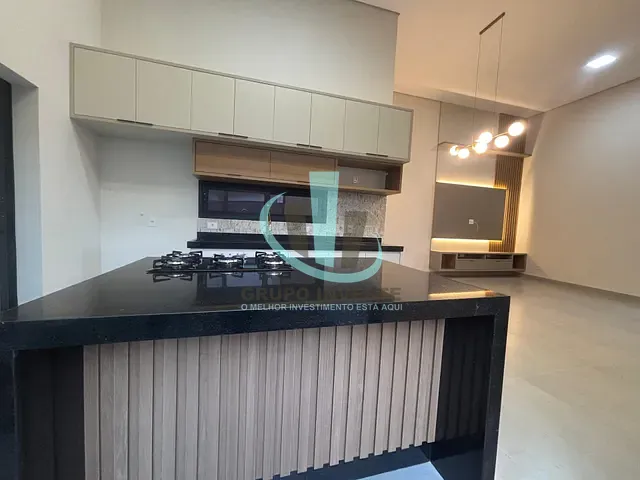 Casa com 283m² 3 quartos e 4 banheiros, à venda, no bairro Parque Residencial Damha em Araraquara