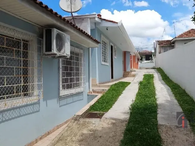Casa 3 quartos e 2 banheiros, à venda, no bairro Bairro Alto em Curitiba