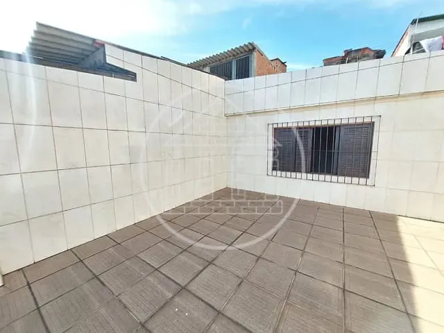 Casa com 133m² 2 quartos e 1 banheiro, à venda, no bairro Jardim Edi em São Paulo