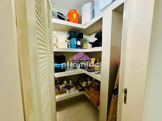 Casa com 250m² 2 quartos e 4 banheiros, à venda, no bairro Porto Novo em Caraguatatuba