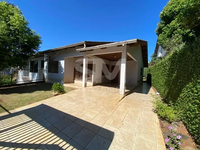 Casa com 375m² 3 quartos e 3 banheiros, à venda, no bairro Líder em Chapecó