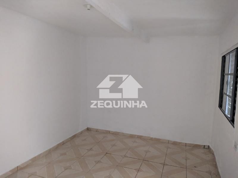 Casa para alugar com 1 quarto, 55m² - Foto 2