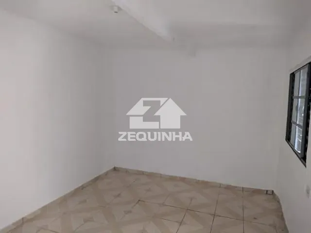 Casa com 55m² 1 quarto e 1 banheiro, para alugar, no bairro Vila Yolanda em Osasco