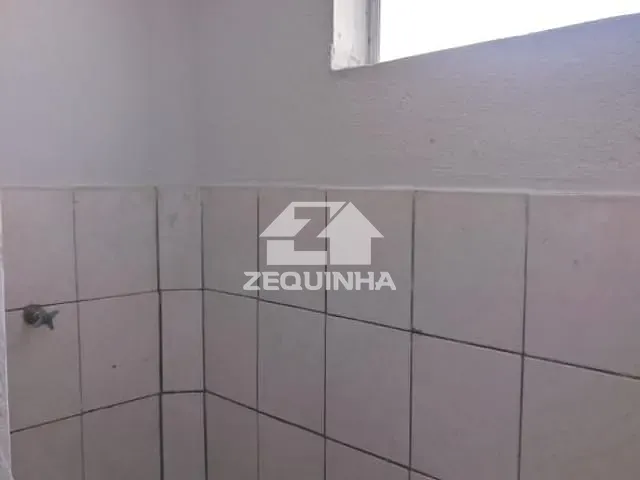 Casa com 55m² 1 quarto e 1 banheiro, para alugar, no bairro Vila Yolanda em Osasco