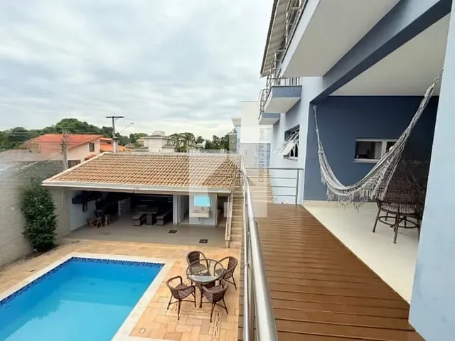 Casa com 500m² 4 quartos e 6 banheiros, à venda, no bairro Caxambu em Jundiaí