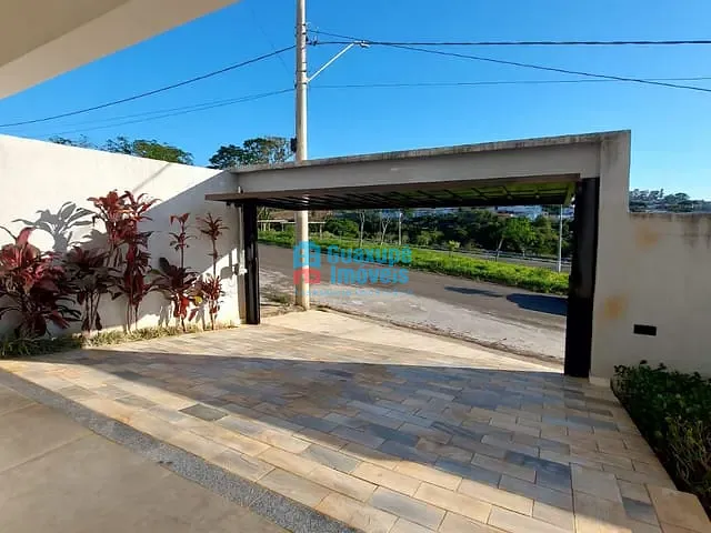Casa com 390m² 3 quartos e 4 banheiros, à venda, no bairro Residencial Vale da Mata em Guaxupé
