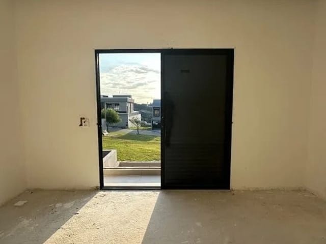 Casa com 130m² 3 quartos e 3 banheiros, à venda, no bairro Chácara Jaguari (Fazendinha) em Santana de Parnaíba
