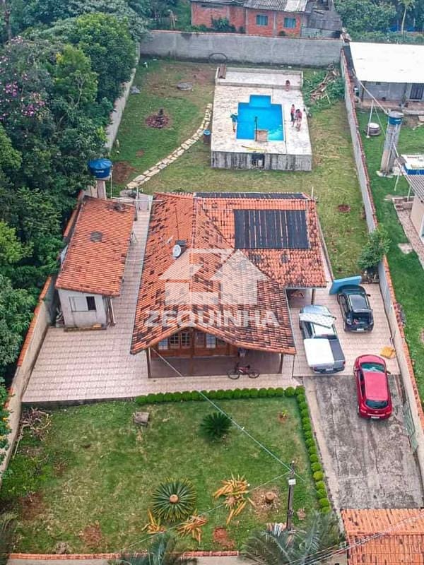Casa à venda com 3 quartos, 450m² - Foto 3