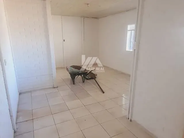 Casa com 360m² 2 quartos e 1 banheiro, à venda, no bairro Santa Cruz em Guarapuava