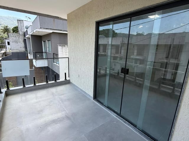 Casa 4 quartos e 4 banheiros, para alugar, no bairro Vargem Grande em Rio de Janeiro