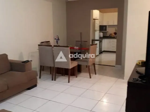 Casa com 64m² 3 quartos e 1 banheiro, à venda, no bairro Uvaranas em Ponta Grossa