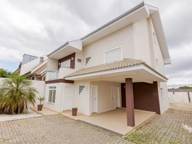 Casa com 375m² 4 quartos e 3 banheiros, para alugar, no bairro São Braz em Curitiba