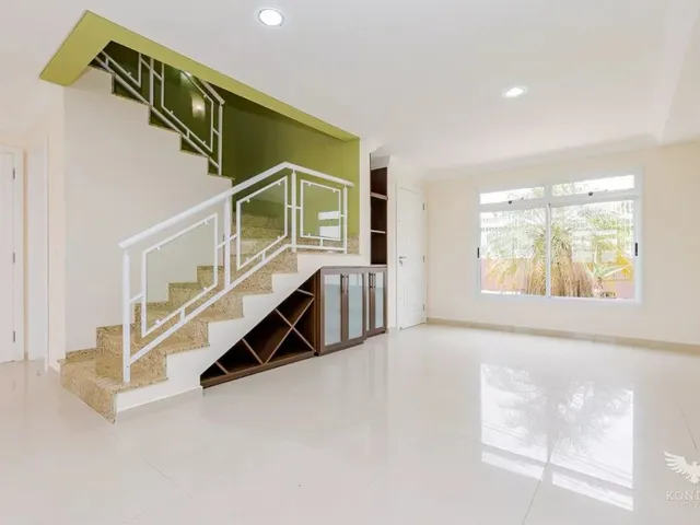 Casa com 375m² 4 quartos e 3 banheiros, para alugar, no bairro São Braz em Curitiba