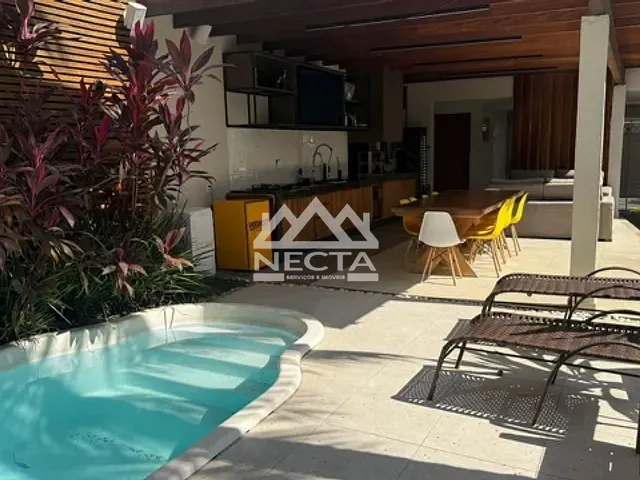 Casa com 360m² 4 quartos e 6 banheiros, à venda, no bairro Sumaré em Caraguatatuba