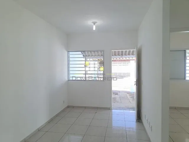 Casa com 140m² 2 quartos e 1 banheiro, à venda, no bairro Jardim Residencial Fibra em Nova Odessa