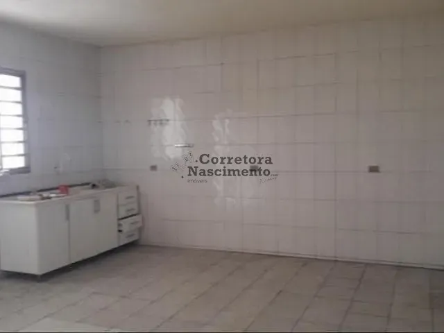 Casa com 250m² 3 quartos e 2 banheiros, à venda, no bairro Parque dos Príncipes em Jacareí