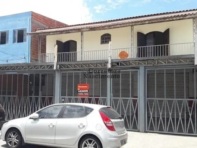 Casa com 250m² 3 quartos e 2 banheiros, à venda, no bairro Parque dos Príncipes em Jacareí