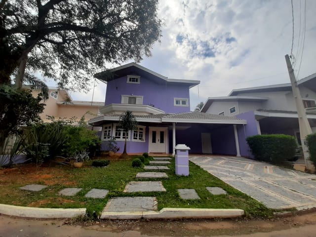 Casa com 390m² 4 quartos e 4 banheiros, à venda, no bairro Urbanova em São José dos Campos