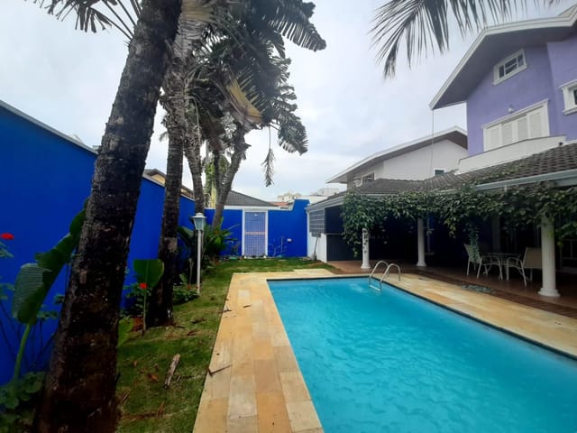Casa com 390m² 4 quartos e 4 banheiros, à venda, no bairro Urbanova em São José dos Campos
