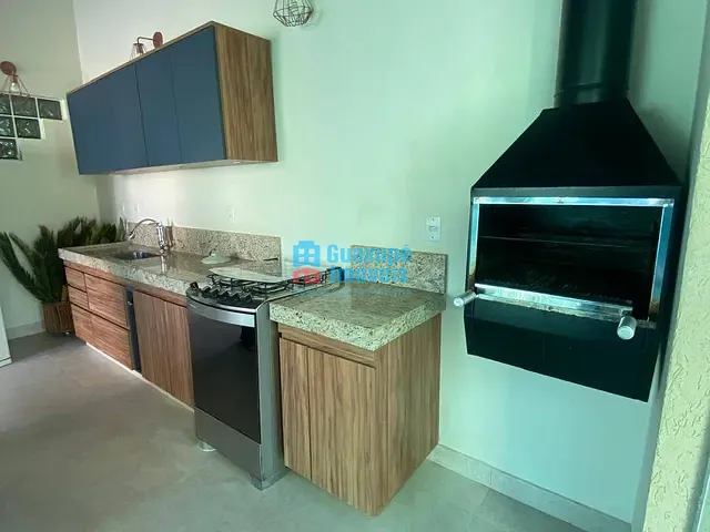 Casa 3 quartos e 3 banheiros, à venda, no bairro Jardim São Luiz em Guaxupé
