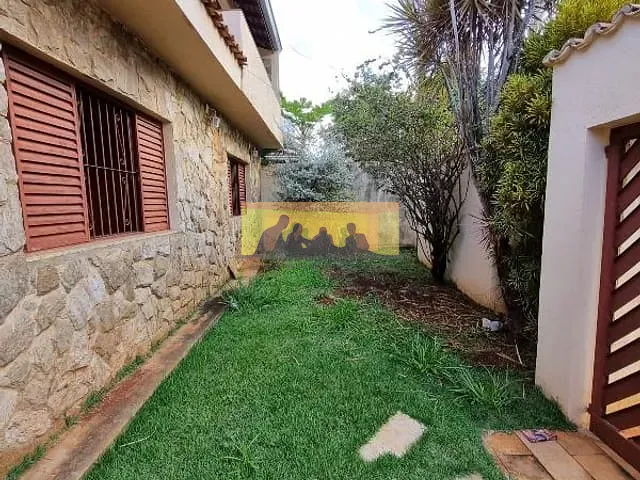 Casa com 420m² 3 quartos e 4 banheiros, à venda, no bairro Jardim do Sol em Campinas