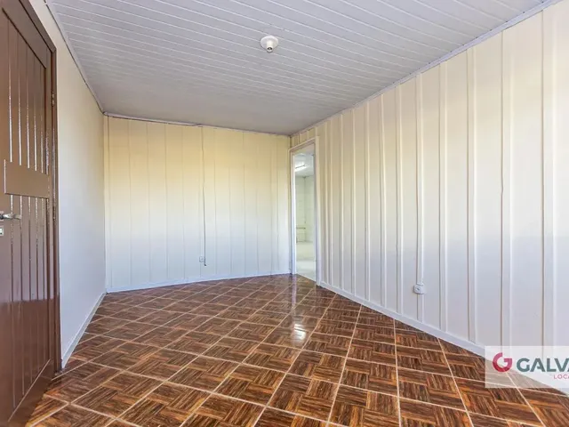 Casa 3 quartos e 1 banheiro, para alugar, no bairro Abranches em Curitiba