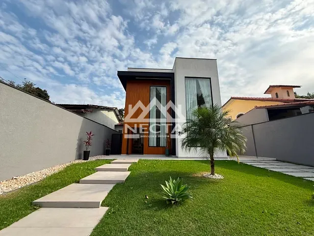 Casa com 360m² 3 quartos e 4 banheiros, à venda, no bairro Massaguaçu em Caraguatatuba