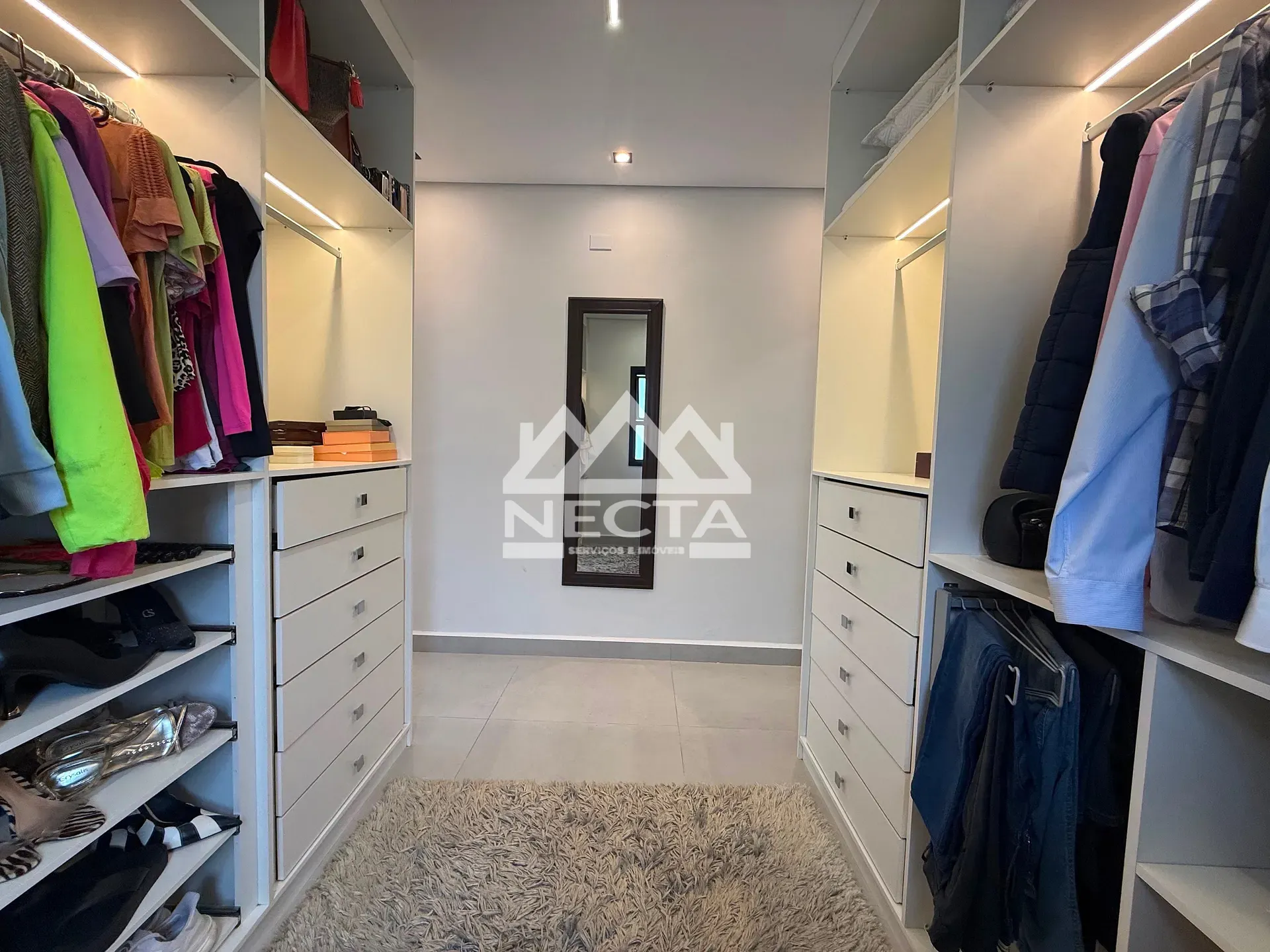 Casa, 3 quartos, 247 m² - Foto 34