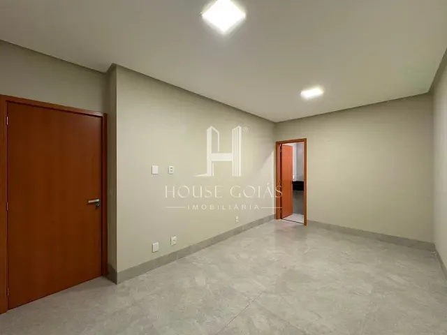 Casa com 205m² 3 quartos e 2 banheiros, à venda, no bairro Jardim Buriti Sereno em Aparecida de Goiânia