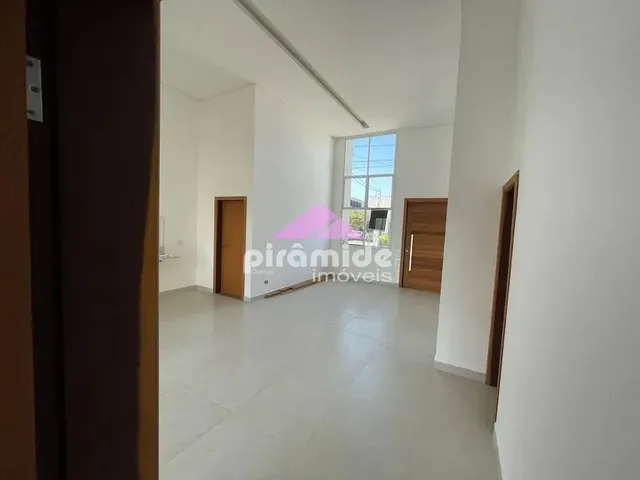 Casa com 300m² 3 quartos e 1 banheiro, à venda, no bairro Condomínio Terras do Vale em Caçapava
