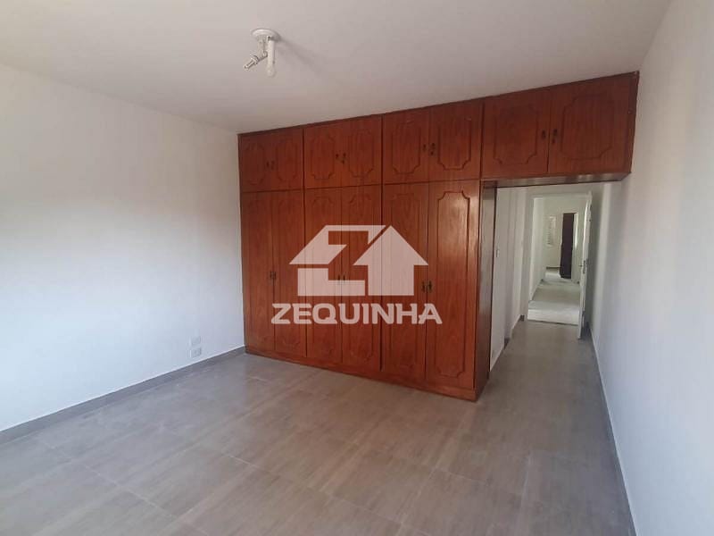Casa, 3 quartos, 258 m² - Foto 15