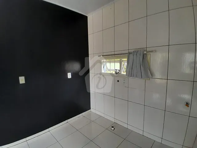Casa 2 quartos e 1 banheiro, para alugar, no bairro Alesgut em Teutônia